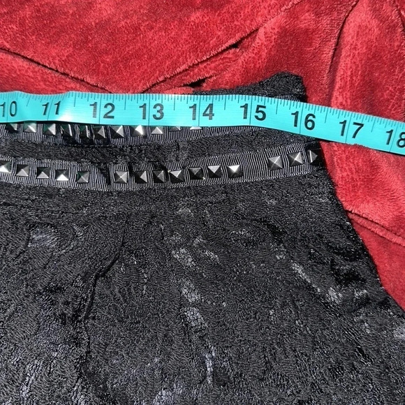 Baby phat Black Lace satin studded waist Shorts Sz 9 - Picture 4 of 12